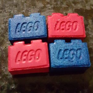 MDMA Team Lego Brick 2 Notch Crop 240mg MDMA x 1's